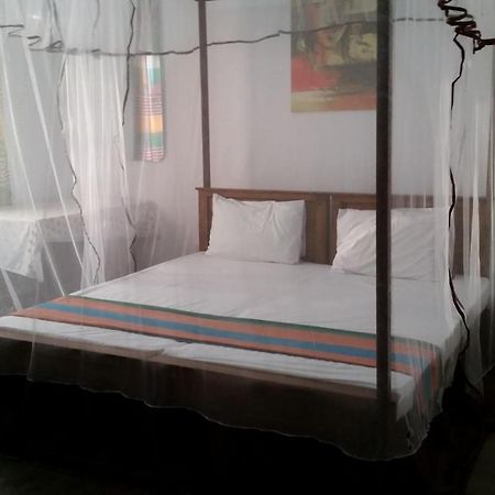 Chelli Homestay نيجومبو المظهر الخارجي الصورة